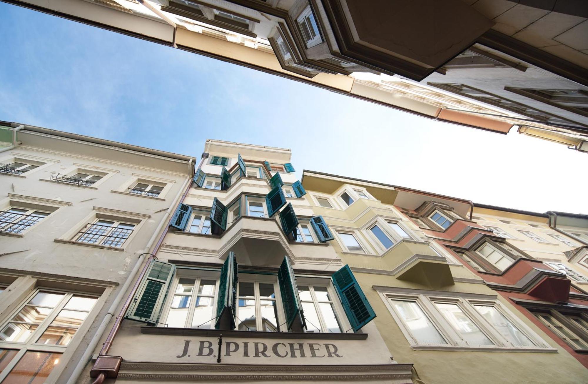 Arcade Apartments Больцано Номер фото